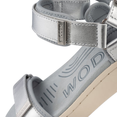 WODEN Line Metallic Sandals 039 Silver